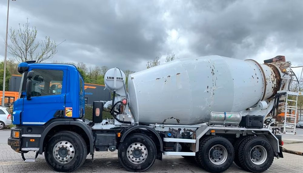 Scania P410 / Betonomieszarka Liebherr 9 m³ / 8x4 / 190 tys. km - Concrete mixer truck: picture 5 Scania P410 / Betonomieszarka Liebherr 9 m³ / 8x4 / 190 tys. km - Concrete mixer truck: picture 5