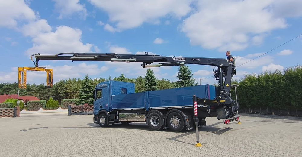 Scania R 500 6x2 / HDS Fassi F 215 AS / Euro 6 / Retarder / Oś skrętna / 220 000 km! - Dropside/ Flatbed truck, Crane truck: picture 4 Scania R 500 6x2 / HDS Fassi F 215 AS / Euro 6 / Retarder / Oś skrętna / 220 000 km! - Dropside/ Flatbed truck, Crane truck: picture 4