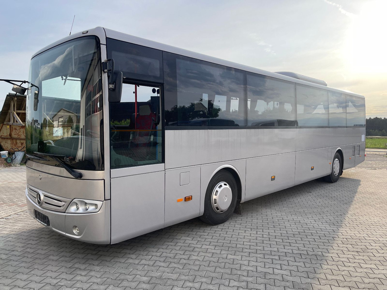 Mercedes-Benz Intouro Euro 6 mit 57 Plätzen - Suburban bus: picture 2 Mercedes-Benz Intouro Euro 6 mit 57 Plätzen - Suburban bus: picture 2