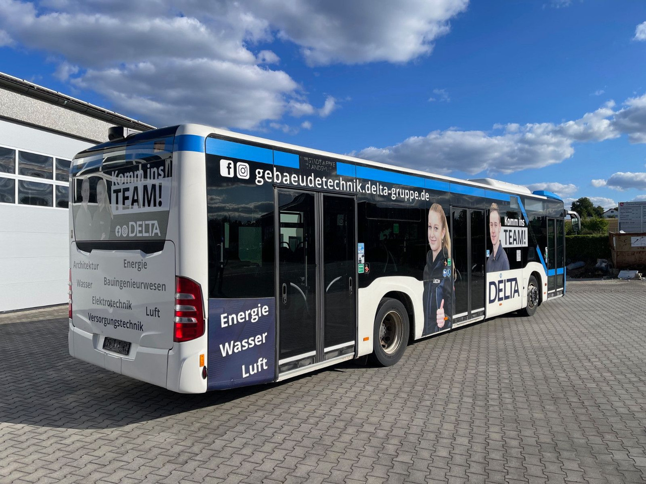 Mercedes-Benz O 530 Citaro C2 / 3-Türer / Vollklimaanlage - City bus: picture 3 Mercedes-Benz O 530 Citaro C2 / 3-Türer / Vollklimaanlage - City bus: picture 3