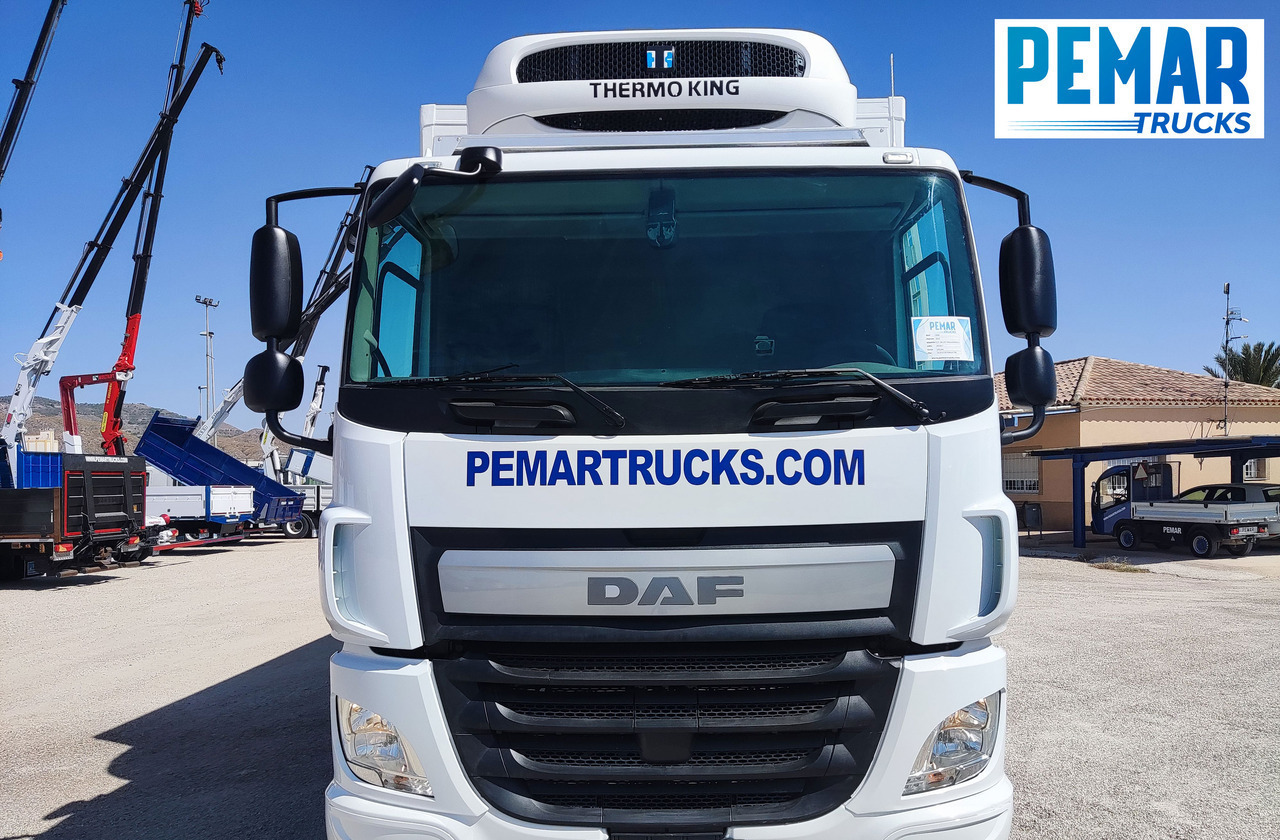 DAF CF 330 FRIGORIFICO 18T - Refrigerated truck: picture 2 DAF CF 330 FRIGORIFICO 18T - Refrigerated truck: picture 2