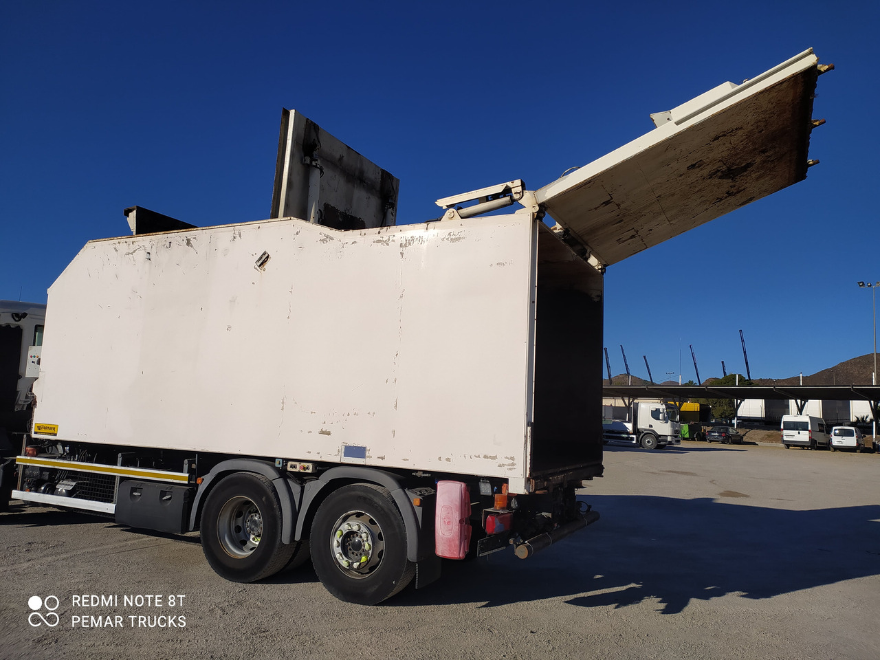 GARNIER CONTENEDOR BASURERO COMPACTADOR - Garbage truck body: picture 1 GARNIER CONTENEDOR BASURERO COMPACTADOR - Garbage truck body: picture 1