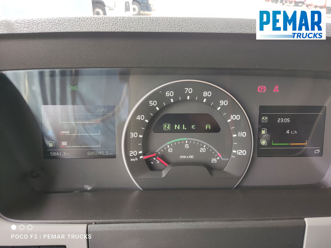 Dropside/ Flatbed truck, Crane truck VOLVO FM 330 4X2 GRUA CAJA FIJA: picture 35 Dropside/ Flatbed truck, Crane truck VOLVO FM 330 4X2 GRUA CAJA FIJA: picture 35