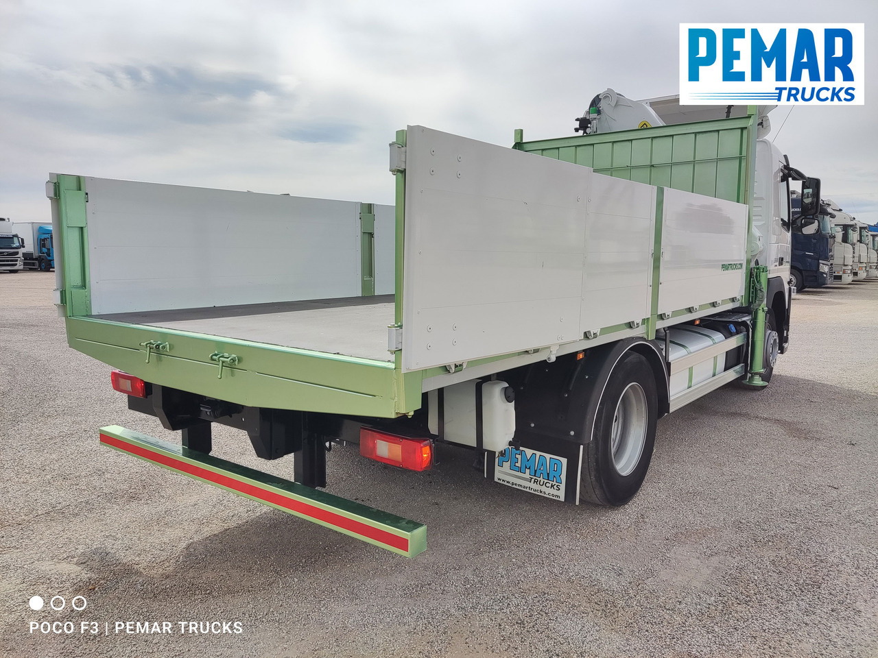 Dropside/ Flatbed truck, Crane truck VOLVO FM 330 4X2 GRUA CAJA FIJA: picture 10 Dropside/ Flatbed truck, Crane truck VOLVO FM 330 4X2 GRUA CAJA FIJA: picture 10