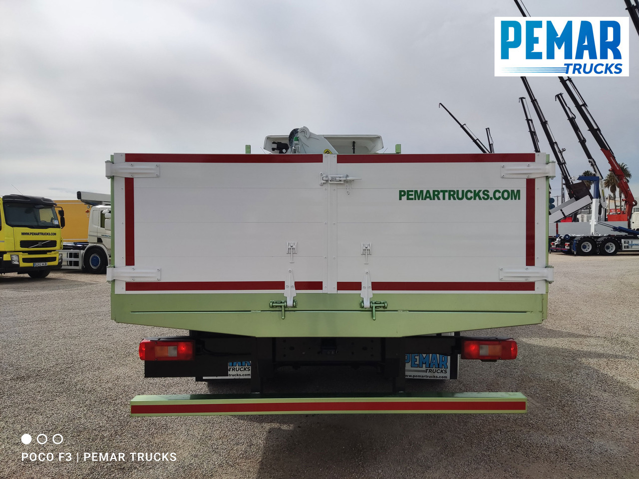 Dropside/ Flatbed truck, Crane truck VOLVO FM 330 4X2 GRUA CAJA FIJA: picture 7 Dropside/ Flatbed truck, Crane truck VOLVO FM 330 4X2 GRUA CAJA FIJA: picture 7