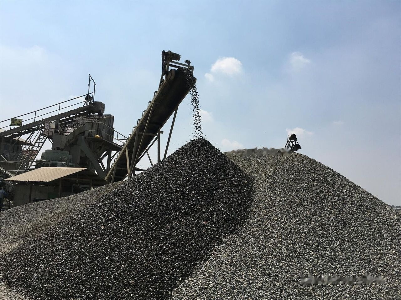Kinglink 4.25 Ft Riverstone Cone Crusher KLF1300 - Cone crusher: picture 4 Kinglink 4.25 Ft Riverstone Cone Crusher KLF1300 - Cone crusher: picture 4
