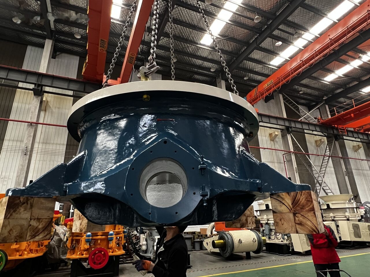 Sandvik CH660 Bottom Shell - Cone crusher: picture 1 Sandvik CH660 Bottom Shell - Cone crusher: picture 1