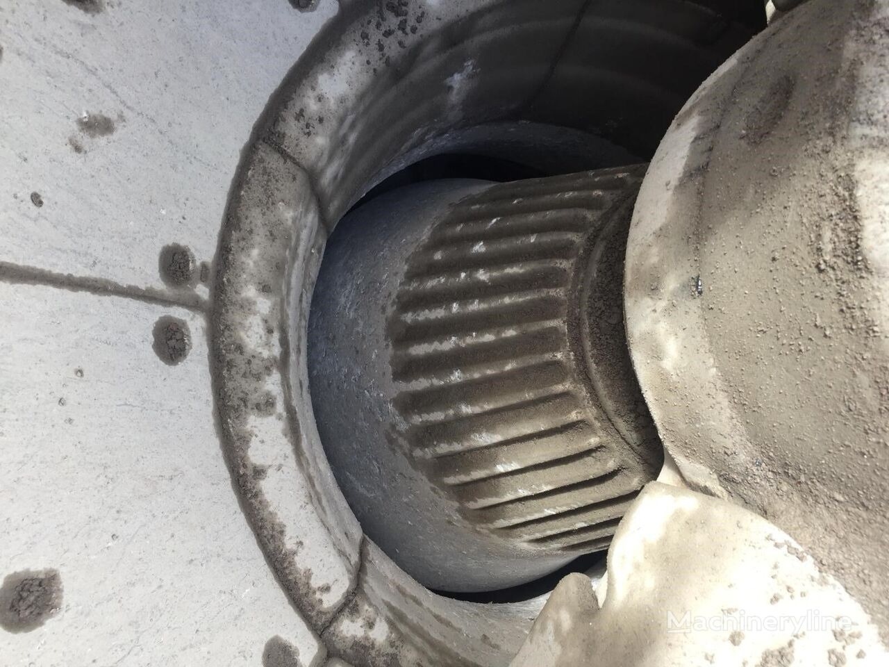 Sandvik QS331 Mobile Crushing Plant - Mobile crusher: picture 3 Sandvik QS331 Mobile Crushing Plant - Mobile crusher: picture 3