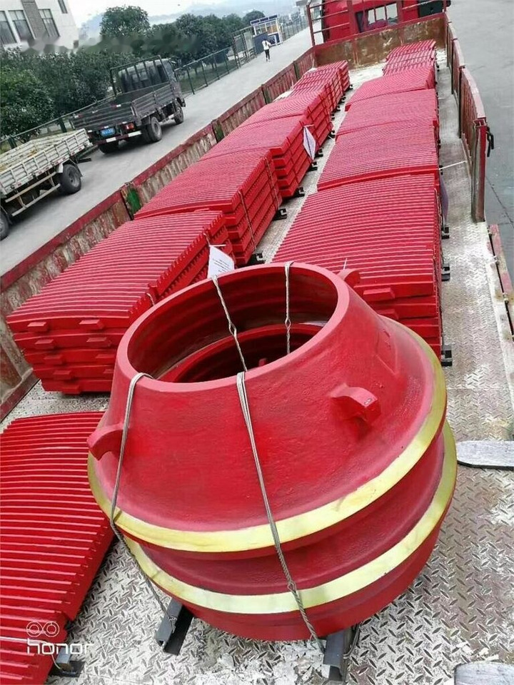 Jaw plates, Mantle, Concave, Bowler - Spare parts for Jaw crusher: picture 2 Jaw plates, Mantle, Concave, Bowler - Spare parts for Jaw crusher: picture 2