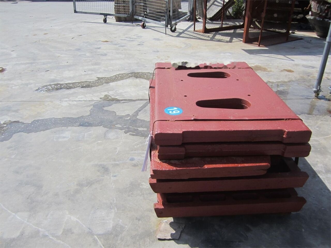 Movable and Fixed Jaw Plates for PE2436 Jaw Crusher - Spare parts for Jaw crusher: picture 3 Movable and Fixed Jaw Plates for PE2436 Jaw Crusher - Spare parts for Jaw crusher: picture 3