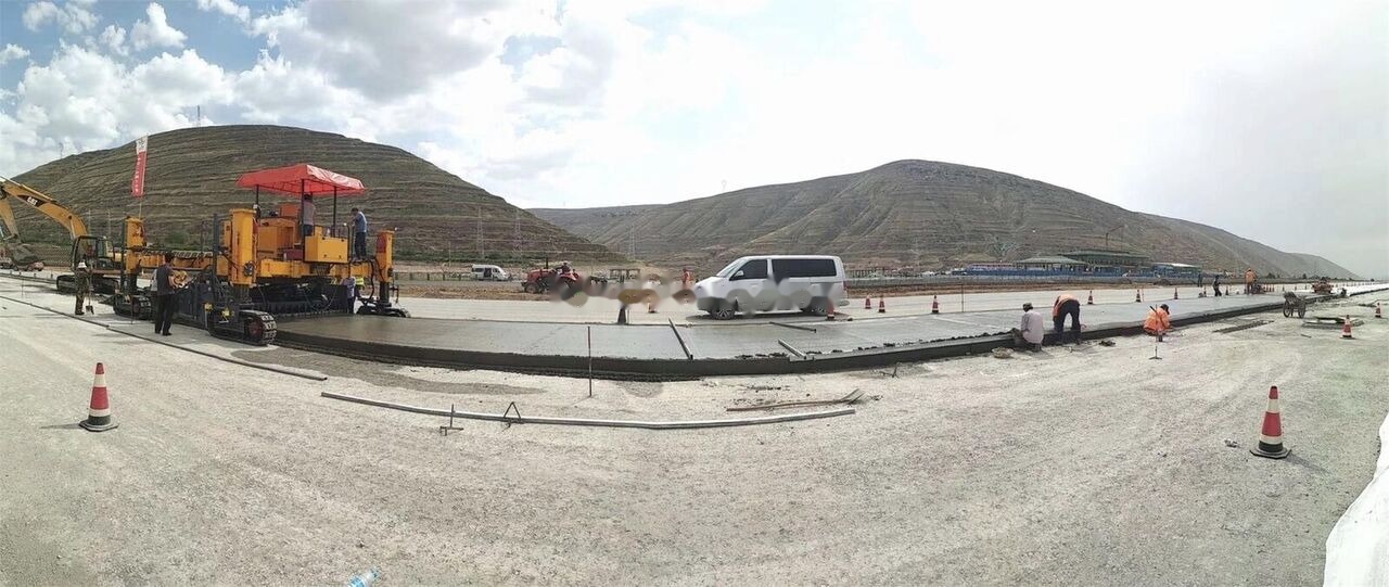 Wirtgen SP500 Concrete Slipform Paver - Slipform paver: picture 3 Wirtgen SP500 Concrete Slipform Paver - Slipform paver: picture 3