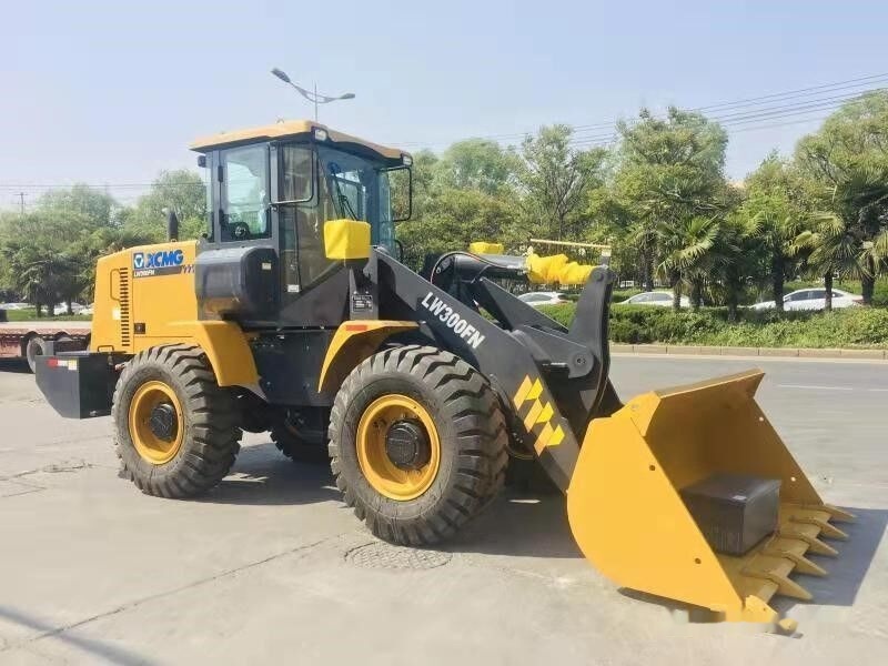 XCMG LW300FN Wheel loader | Mining | Quarry - Wheel loader: picture 3 XCMG LW300FN Wheel loader | Mining | Quarry - Wheel loader: picture 3