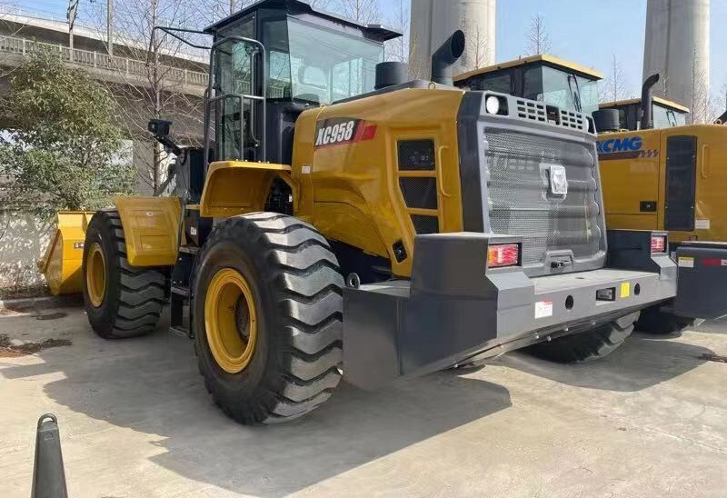 XCMG XC958 - Wheel loader: picture 3 XCMG XC958 - Wheel loader: picture 3
