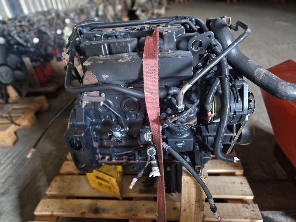 MAN D0824 FL01 - Engine for Truck: picture 2 MAN D0824 FL01 - Engine for Truck: picture 2