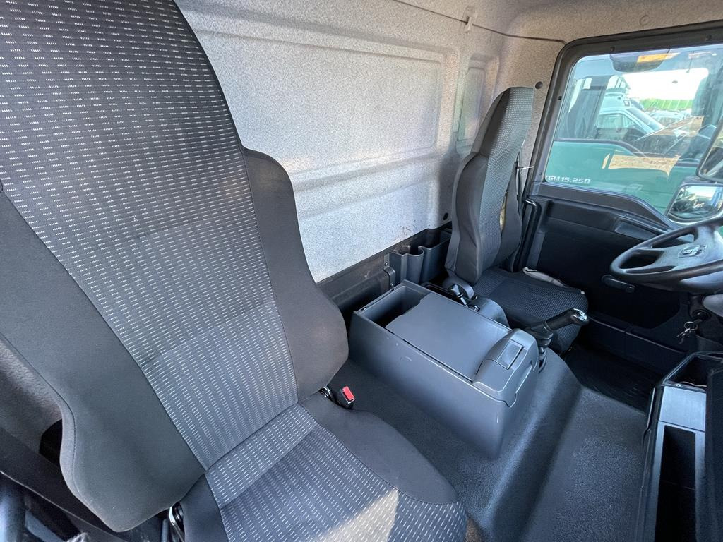 Cab for Truck MAN TGL 2011: picture 9