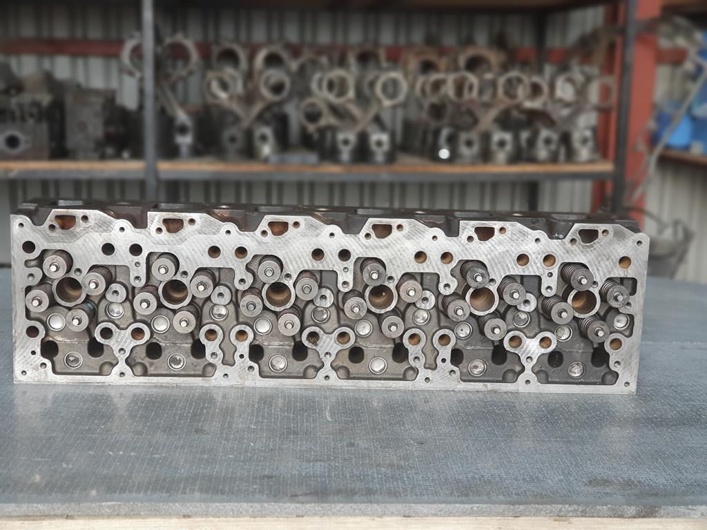 MAN TGM COMMONRAIL 6 CYLINDERS - Cylinder head for Truck: picture 3 MAN TGM COMMONRAIL 6 CYLINDERS - Cylinder head for Truck: picture 3