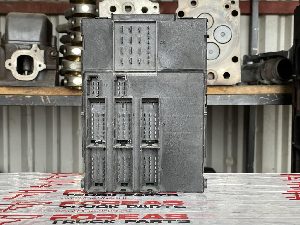 MAN ZBR 2 - 81.25806-7051 - ECU for Truck: picture 2 MAN ZBR 2 - 81.25806-7051 - ECU for Truck: picture 2