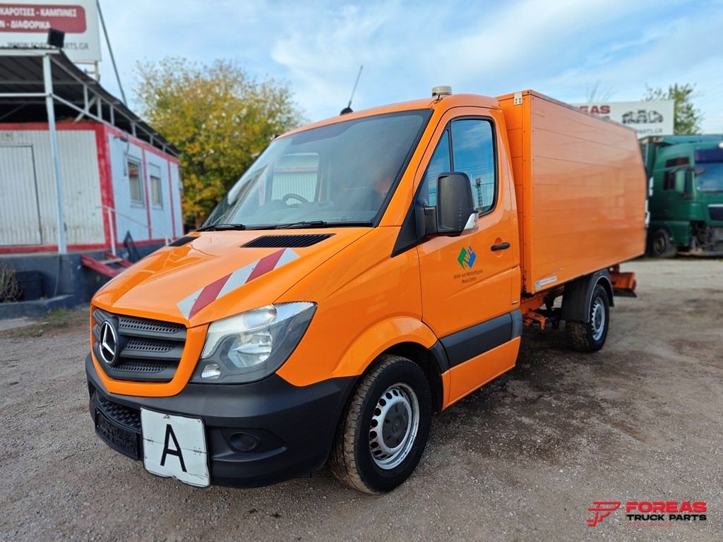 MERCEDES-BENZ 311 – TIPPER – RIGHT HAND DRIVE (RHD) - Tipper van: picture 1 MERCEDES-BENZ 311 – TIPPER – RIGHT HAND DRIVE (RHD) - Tipper van: picture 1