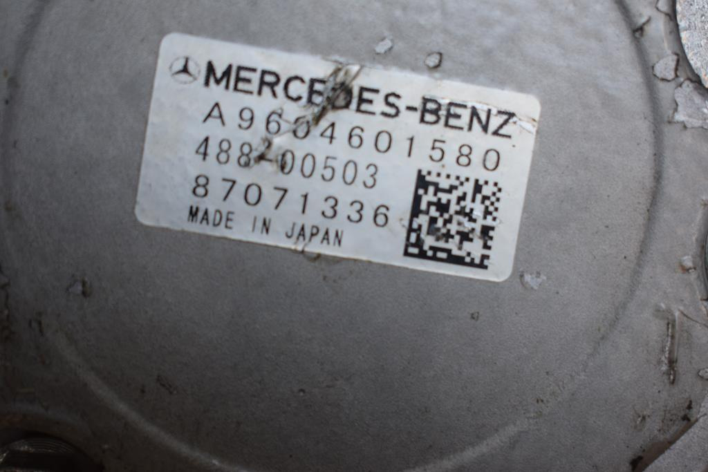 MERCEDES-BENZ ACTROS MP4 - Steering pump for Truck: picture 4 MERCEDES-BENZ ACTROS MP4 - Steering pump for Truck: picture 4