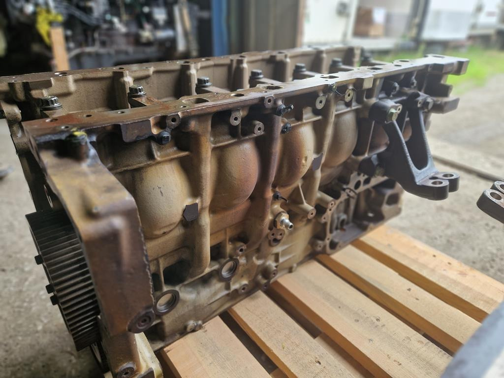 MERCEDES-BENZ ACTROS MP4 OM 470LA.6-2 - Cylinder block for Truck: picture 5 MERCEDES-BENZ ACTROS MP4 OM 470LA.6-2 - Cylinder block for Truck: picture 5