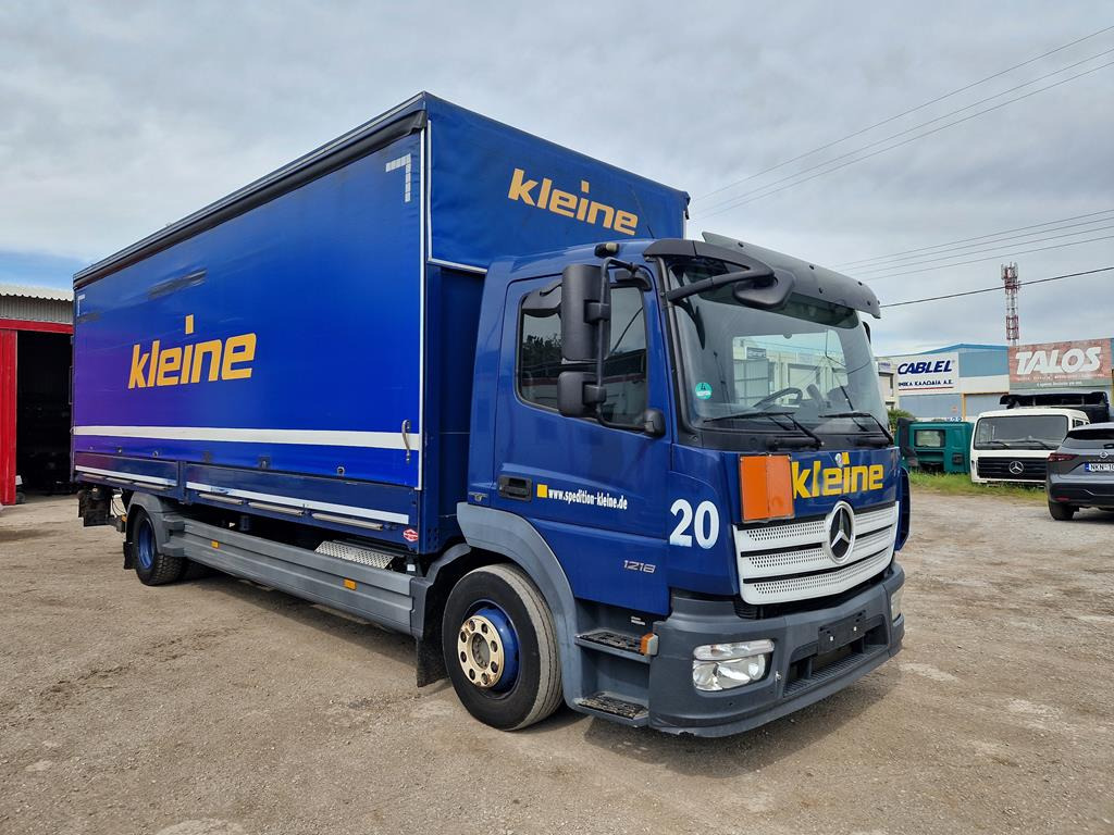 MERCEDES-BENZ ATEGO 1218 - Curtain side truck: picture 4 MERCEDES-BENZ ATEGO 1218 - Curtain side truck: picture 4