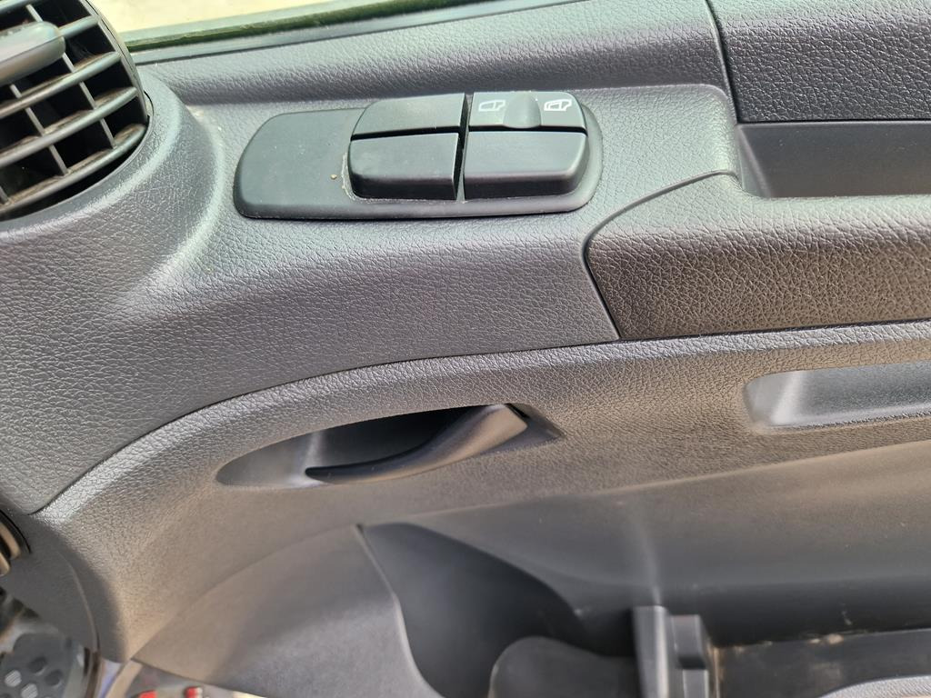 Curtain side truck MERCEDES-BENZ ATEGO 1218: picture 29