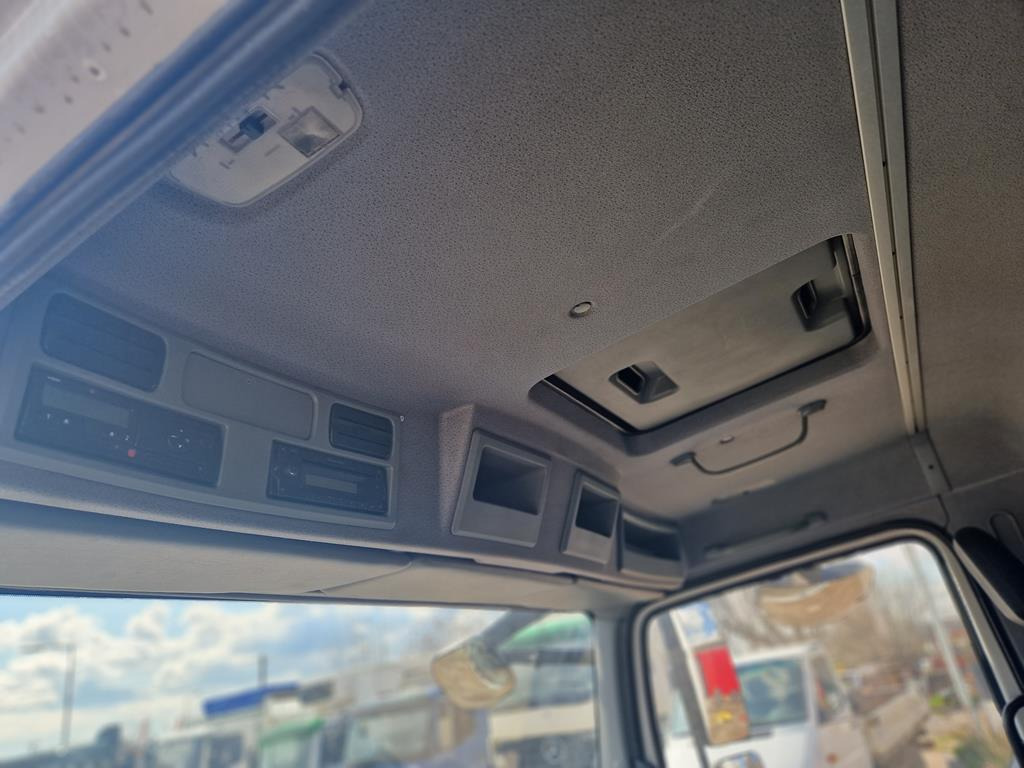 MERCEDES-BENZ ATEGO 816 - Curtain side truck: picture 4 MERCEDES-BENZ ATEGO 816 - Curtain side truck: picture 4