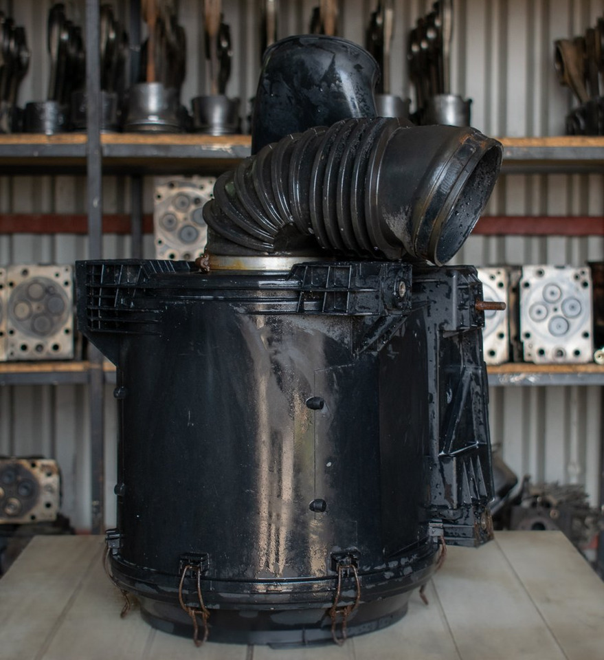 MERCEDES-BENZ ATEGO - Air filter for Truck: picture 2 MERCEDES-BENZ ATEGO - Air filter for Truck: picture 2