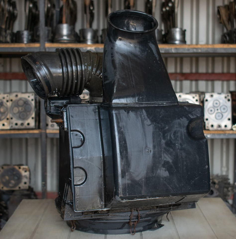 MERCEDES-BENZ ATEGO - Air filter for Truck: picture 1 MERCEDES-BENZ ATEGO - Air filter for Truck: picture 1