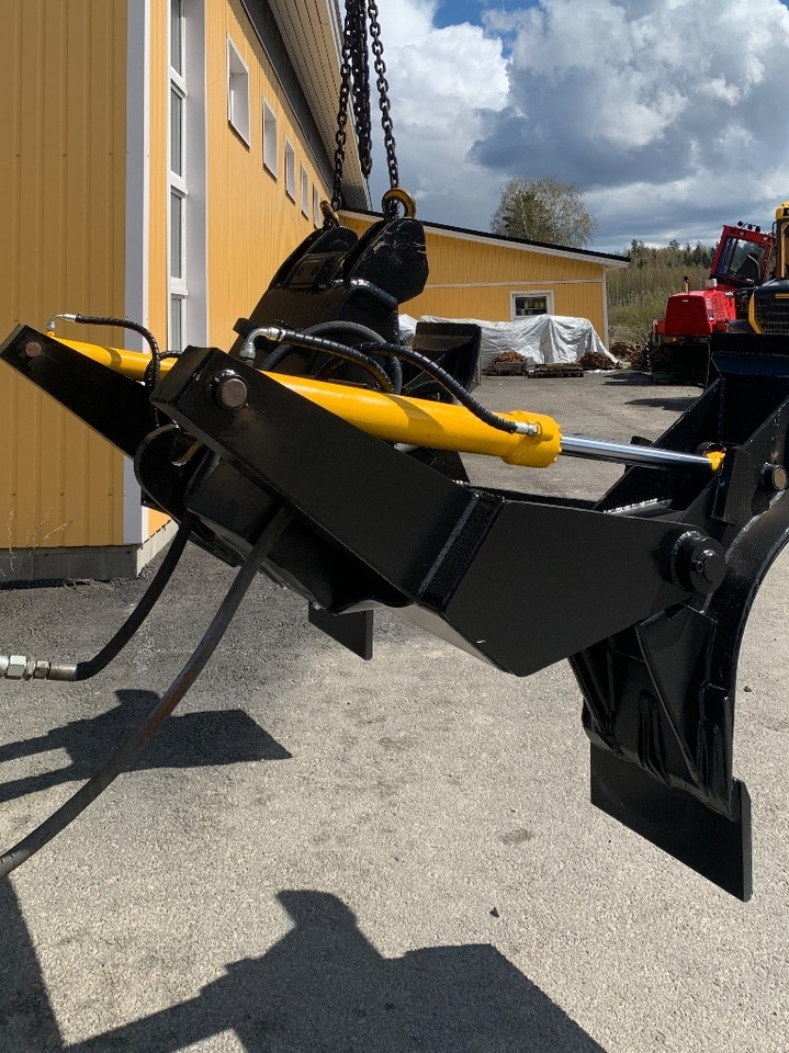 Laikkumätästin Kaksirivinen ntp 20 - Attachment for Construction machinery: picture 3 Laikkumätästin Kaksirivinen ntp 20 - Attachment for Construction machinery: picture 3