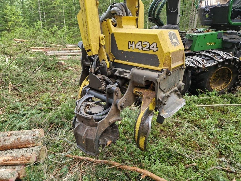 Forestry harvester John Deere 1170 G: picture 6