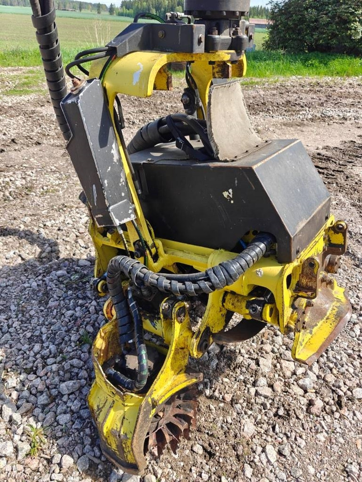 Forestry harvester John Deere 1270 G: picture 14