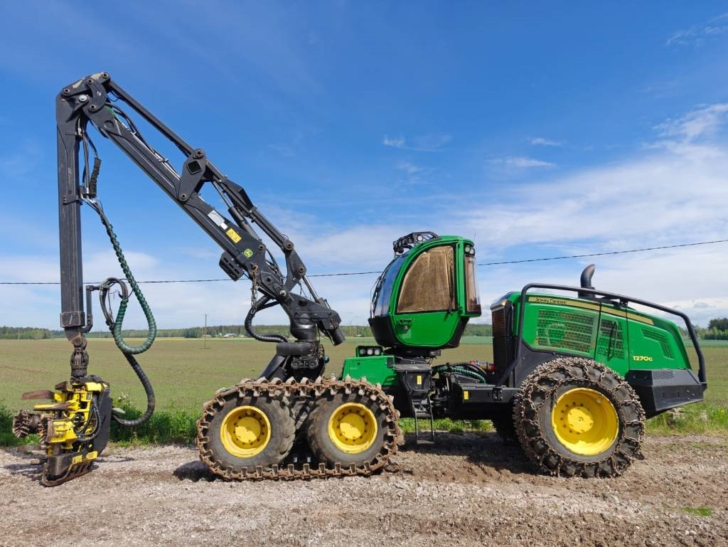 John Deere 1270 G - Forestry harvester: picture 2 John Deere 1270 G - Forestry harvester: picture 2