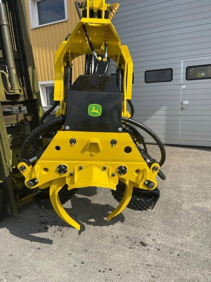 John Deere H 480 Renovated - Felling head: picture 1 John Deere H 480 Renovated - Felling head: picture 1