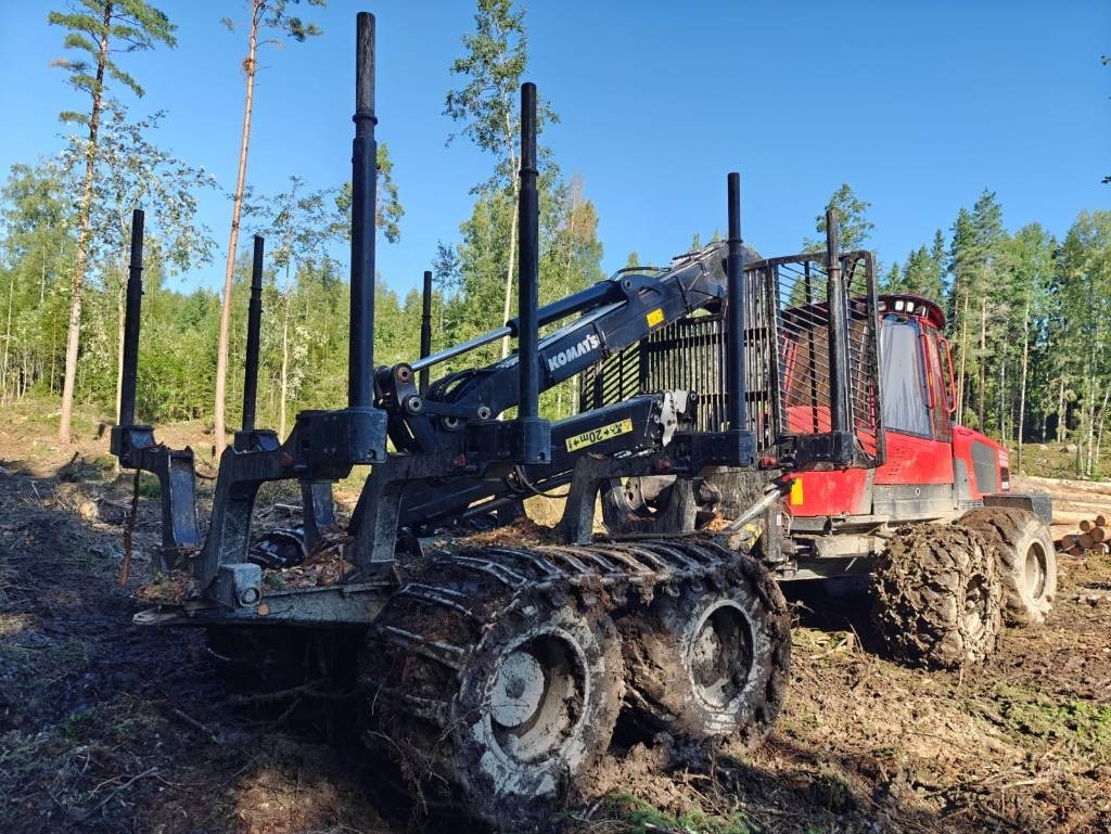 Komatsu 875 - Forwarder: picture 5 Komatsu 875 - Forwarder: picture 5