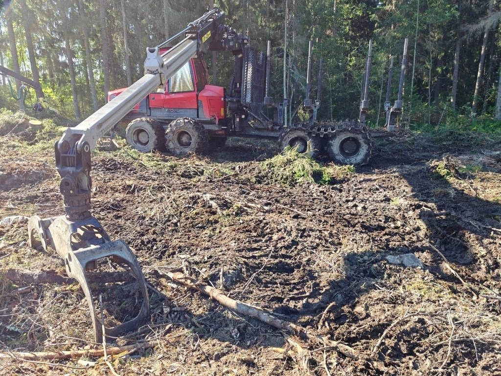 Forwarder Komatsu 875: picture 11