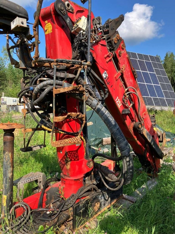 Loglift Timber cranes - Truck mounted crane: picture 2 Loglift Timber cranes - Truck mounted crane: picture 2