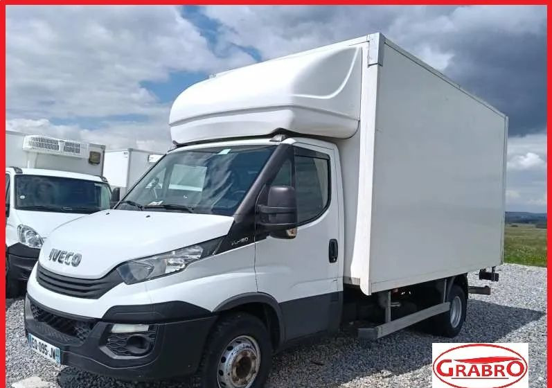 Iveco 35C18, 35C15, 35C13, 35C14, 70C18, 50C18 - Closed box van: picture 1 Iveco 35C18, 35C15, 35C13, 35C14, 70C18, 50C18 - Closed box van: picture 1