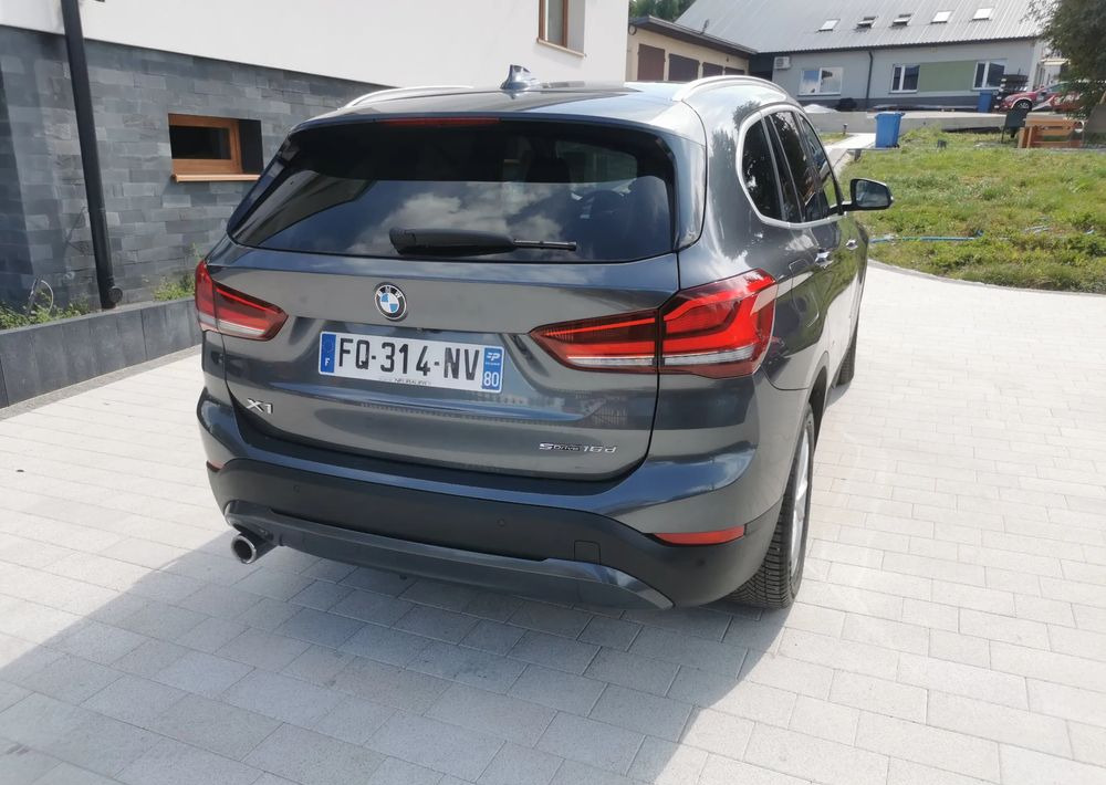 BMW X1 sDrive16d - Estate car: picture 4 BMW X1 sDrive16d - Estate car: picture 4