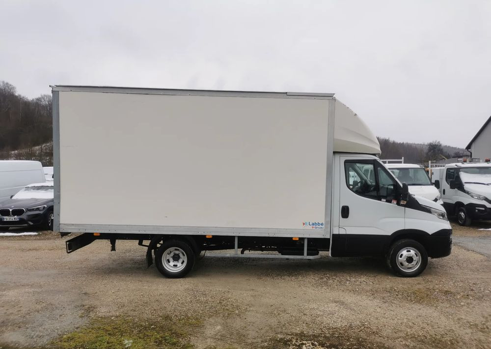 Iveco 3.0-150KM Daily 35C15 Kontener długi rama 35-150 kiper Klimatyzacja długi rozstaw - Closed box van: picture 4 Iveco 3.0-150KM Daily 35C15 Kontener długi rama 35-150 kiper Klimatyzacja długi rozstaw - Closed box van: picture 4