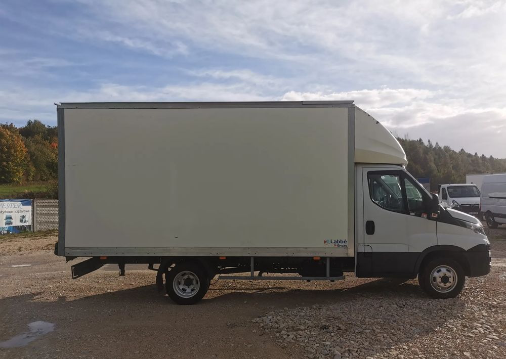Iveco 3.0-150KM Daily 35C15 Kontener długi rama 35-150 kiper Klimatyzacja długi rozstaw - Closed box van: picture 4 Iveco 3.0-150KM Daily 35C15 Kontener długi rama 35-150 kiper Klimatyzacja długi rozstaw - Closed box van: picture 4