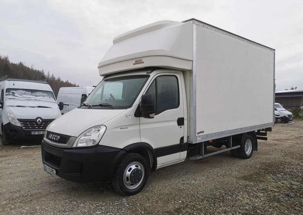 Iveco 3.0-150KM Daily 35C15 Kontener winda Dhollandia 750kg długi 35-150 Klimatyzacja długi rozstaw - Closed box van: picture 1 Iveco 3.0-150KM Daily 35C15 Kontener winda Dhollandia 750kg długi 35-150 Klimatyzacja długi rozstaw - Closed box van: picture 1