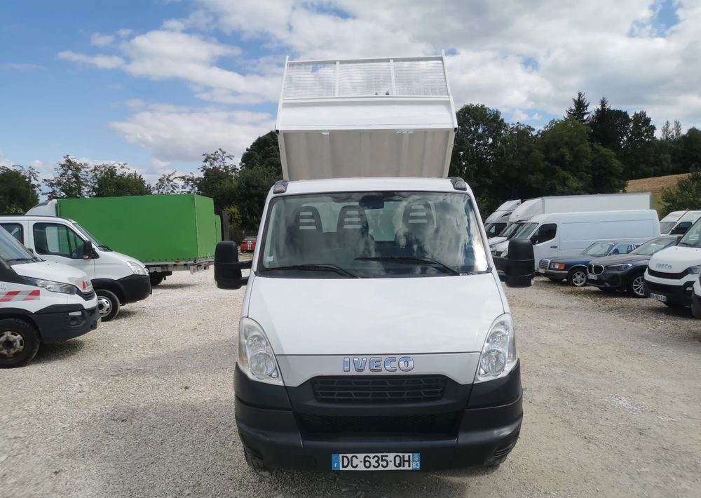 Iveco Daily 35C11 Kiper wywrotka Hak Bliźniak sprowadzony 35C12 - Tipper van: picture 2 Iveco Daily 35C11 Kiper wywrotka Hak Bliźniak sprowadzony 35C12 - Tipper van: picture 2