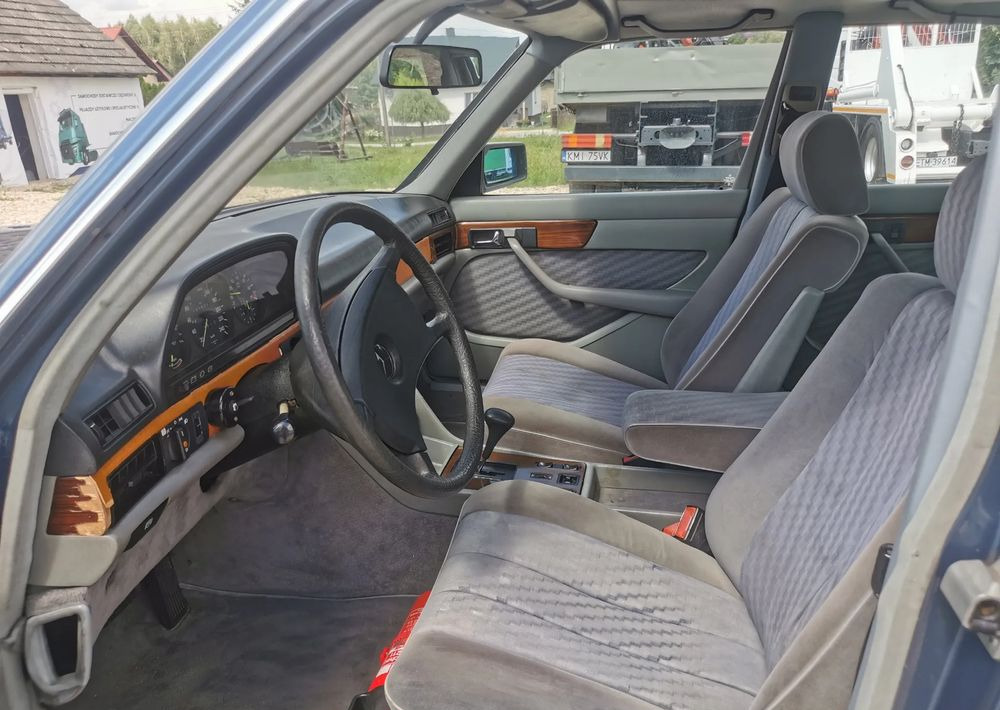 Saloon car Mercedes-Benz Klasa S: picture 10