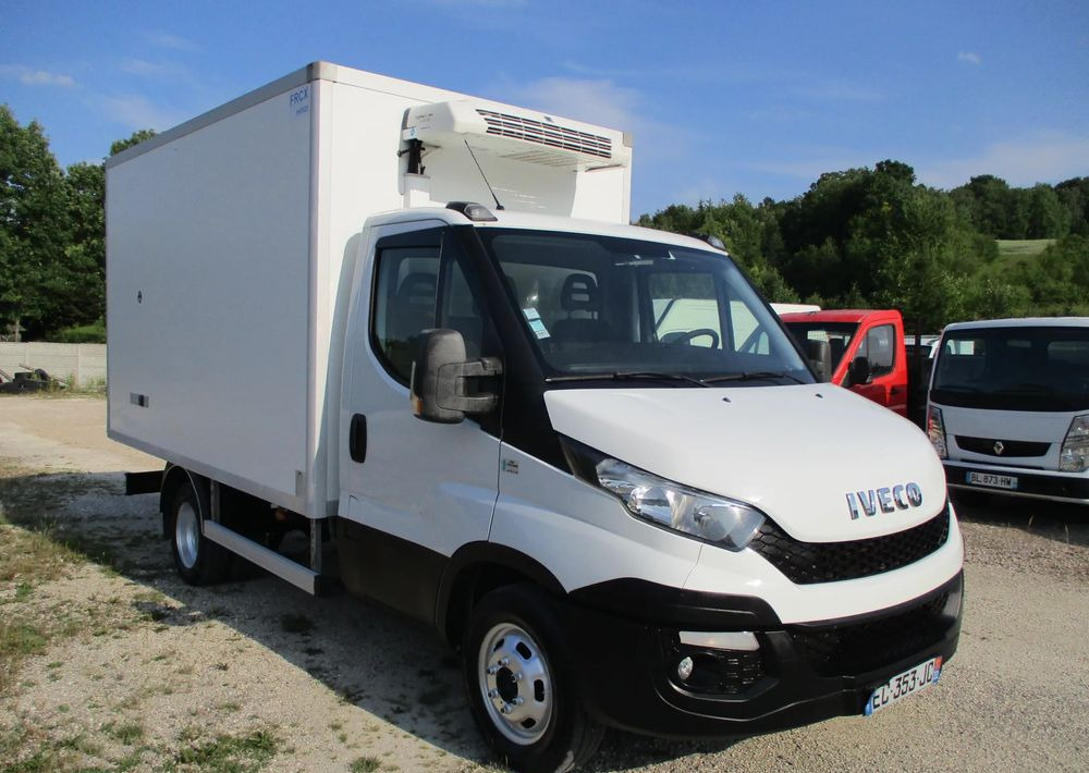 - Refrigerated delivery van: picture 2 - Refrigerated delivery van: picture 2