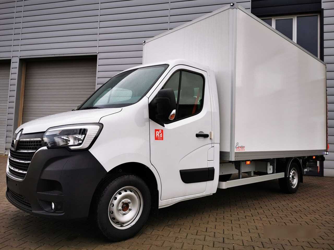Renault Master L3 - Closed box van, Electric van: picture 3 Renault Master L3 - Closed box van, Electric van: picture 3