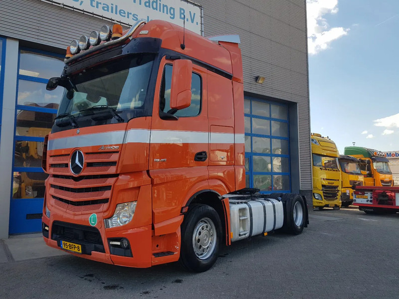 Mercedes-Benz Actros 1945 Double Tank New Apk TÜV - Tractor unit: picture 2 Mercedes-Benz Actros 1945 Double Tank New Apk TÜV - Tractor unit: picture 2