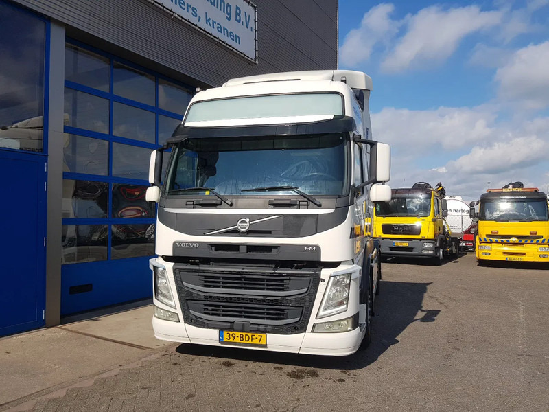 Volvo FM 420 Globetrotter XL Double tank - Tractor unit: picture 2 Volvo FM 420 Globetrotter XL Double tank - Tractor unit: picture 2