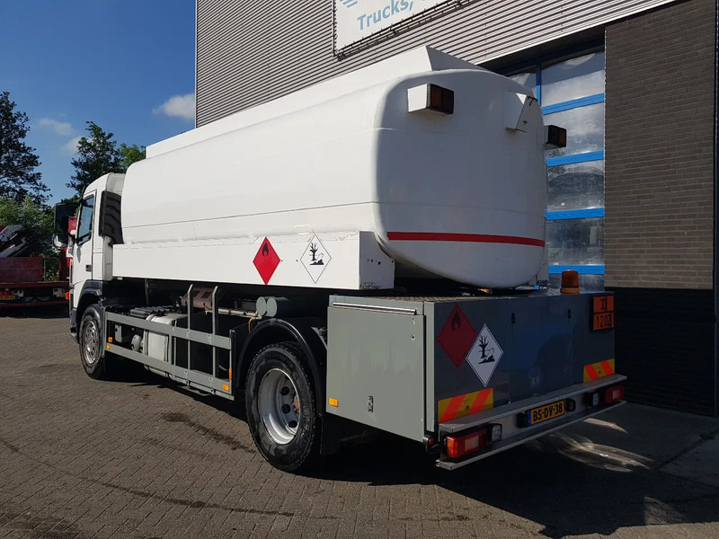 Volvo FM 9.340 Petrol, Diesel 17000 Ltr. 3 Compartementen - Tanker truck: picture 4 Volvo FM 9.340 Petrol, Diesel 17000 Ltr. 3 Compartementen - Tanker truck: picture 4