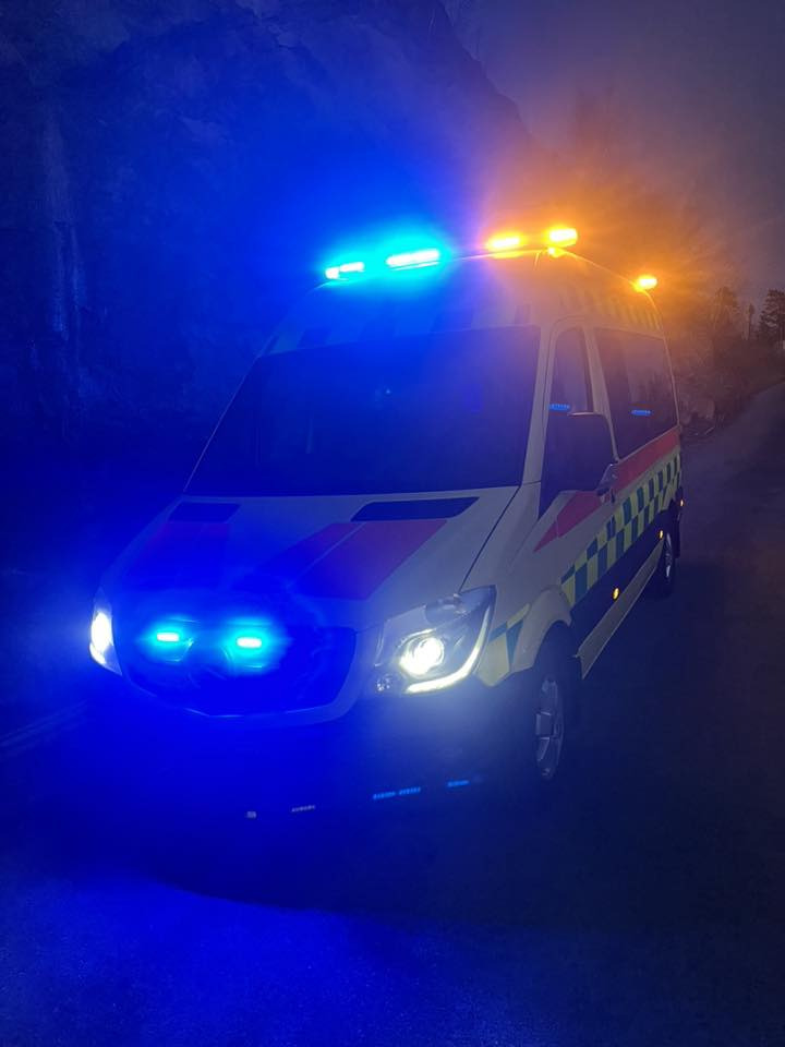 Ambulance MERCEDES-BENZ Sprinter 319 - Light AMBULANCE / shvydka dopomo: picture 35